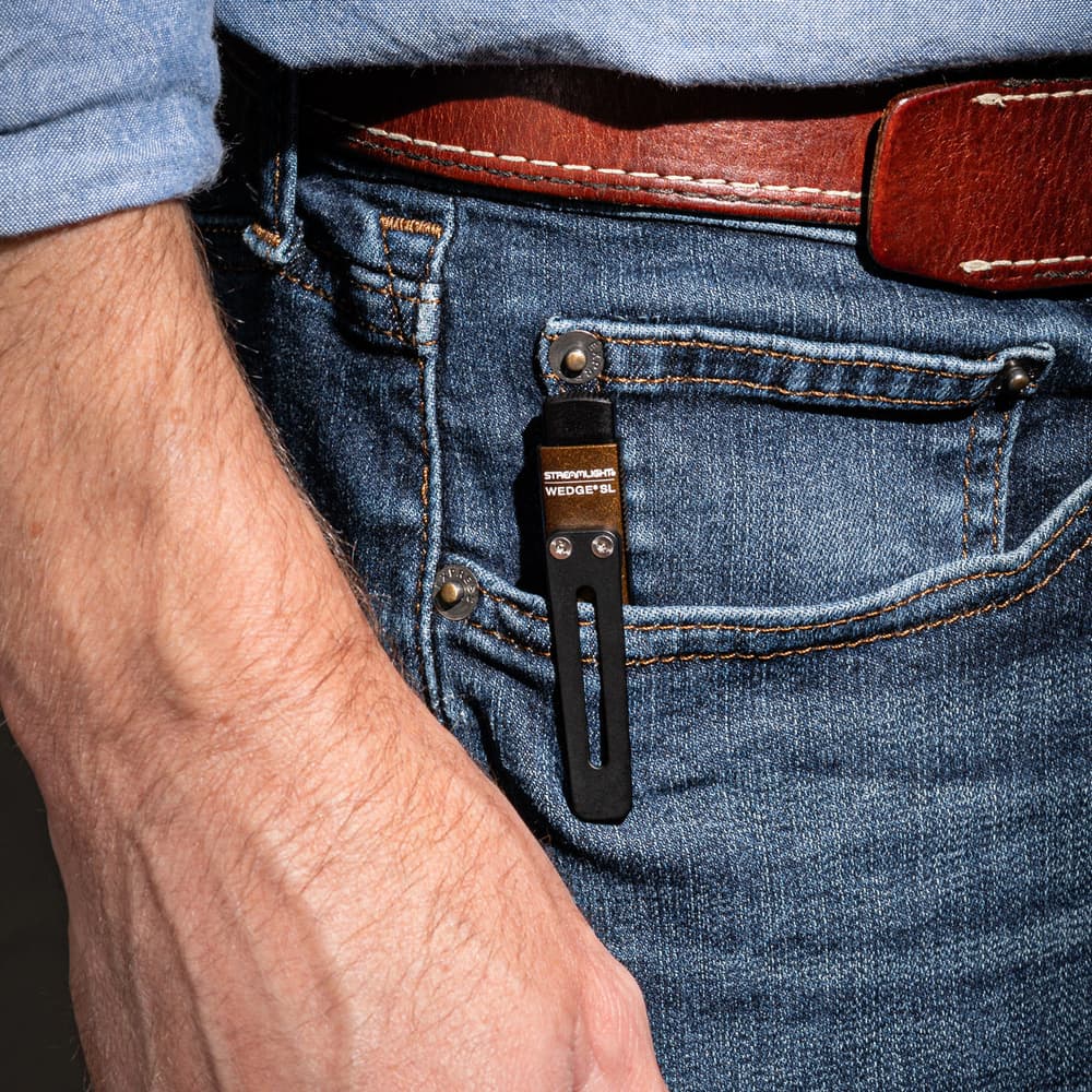 Streamlight – Wedge SL Ultra-Thin Rechargeable EDC Flashlight