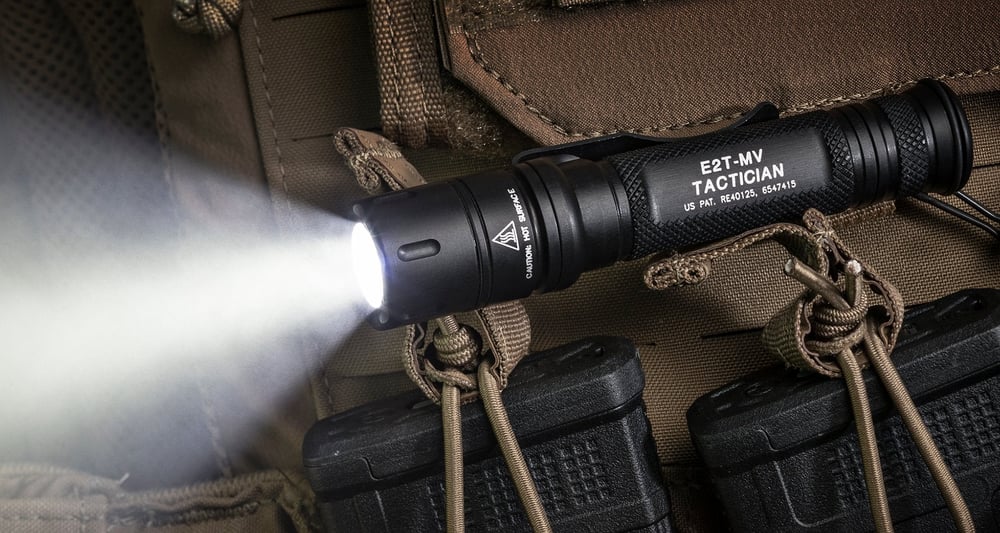 SureFire - E2T Dual-Output MaxVision Tactician, LED Flashlight