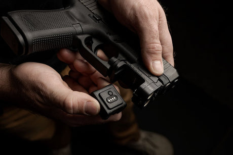 SureFire - XR2, Compact Rechargeable 800 Lumen Handgun Light + Laser Sight (Red or Green)