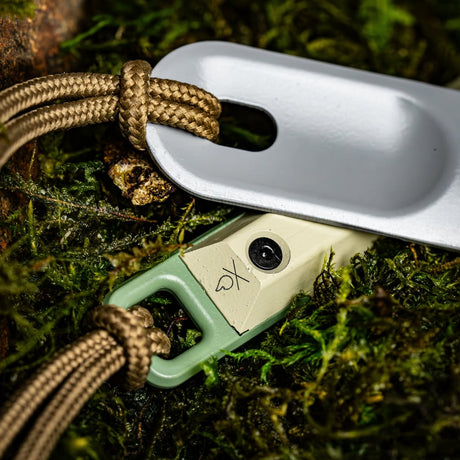 Uberleben – Hexa PRO Ferro Rod Fire Starter