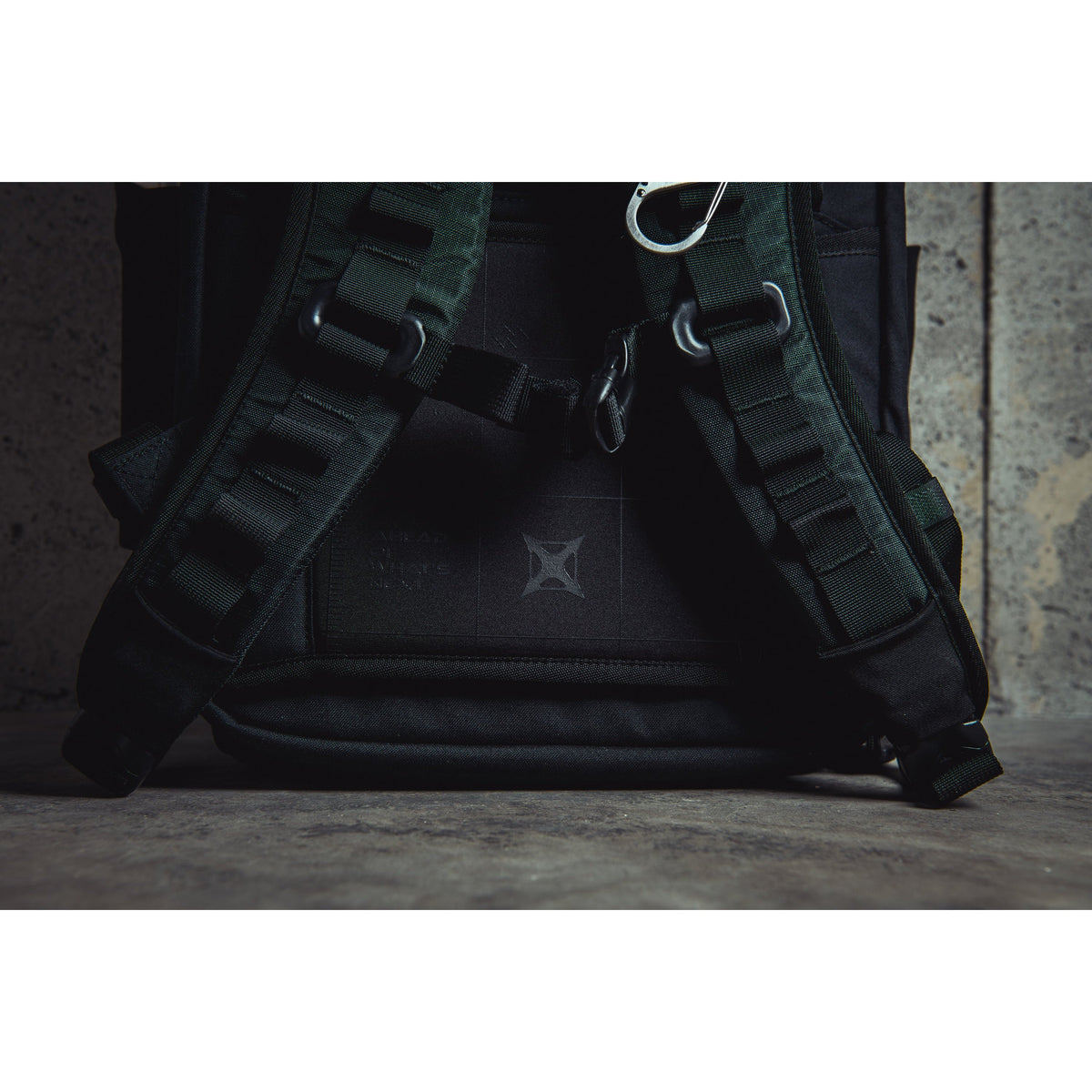 Vertx - Gamut 32L Backpack - Black — view 21